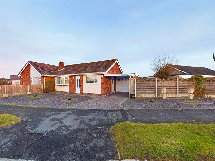 2 Bedroom Semi-Detached Bungalow For Sale In Kipling Drive, Sandilands, LN12