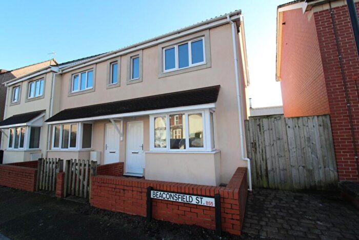 2 Bedroom End Of Terrace House For Sale In Beaconsfield Street, Bristol, BS5
