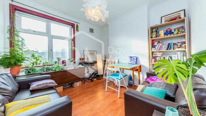 2 Bedroom Apartment To Rent In Crouch Hill, Crouch End, London, N4