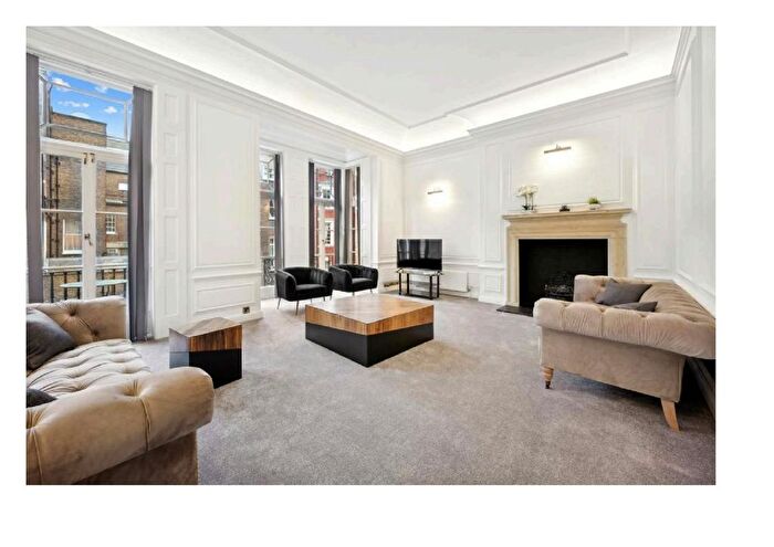 3 Bedroom Flat To Rent In Green Street, Mayfair, London, W1K