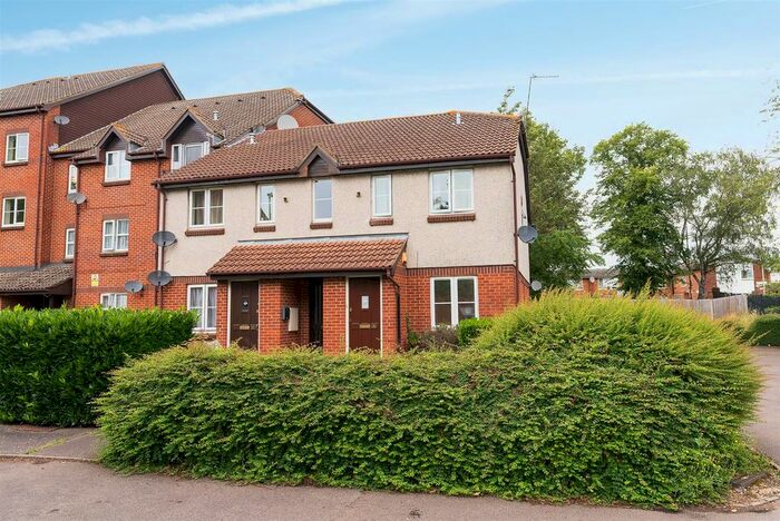 1 Bedroom Maisonette To Rent In Knowles Close, West Drayton, UB7