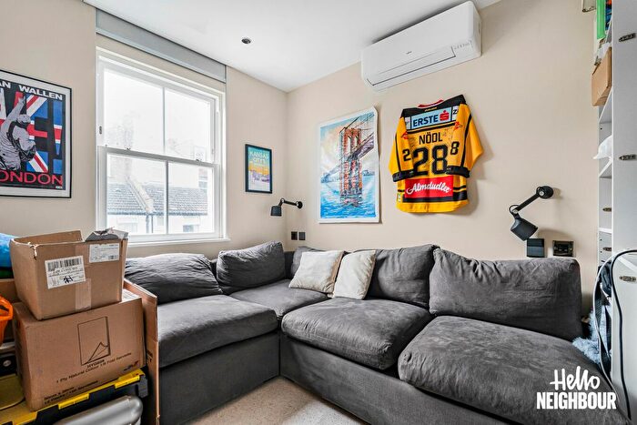 4 Bedroom Terraced House To Rent In Valnay Street, London, SW17
