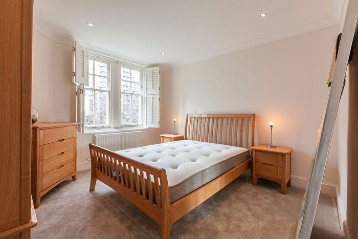 1 Bedroom Flat To Rent In Gunthorpe Street, City, London, E1