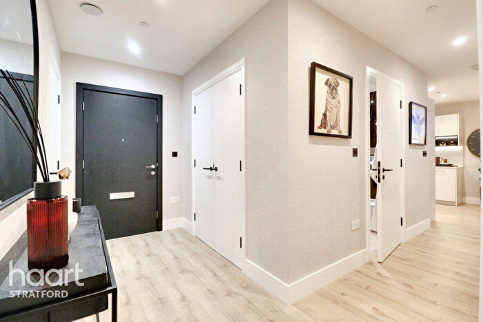 1 Bedroom Apartment For Sale In Manor Road, London, E15