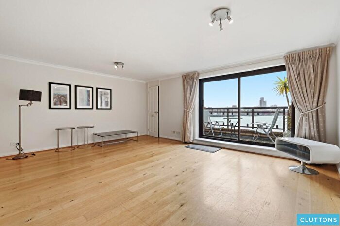 2 Bedroom Apartment For Sale In Free Trade Wharf, The Highway, London, E1W