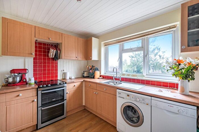 2 Bedroom Flat For Sale In Mundays Mead, Wincanton, Somerset, BA9