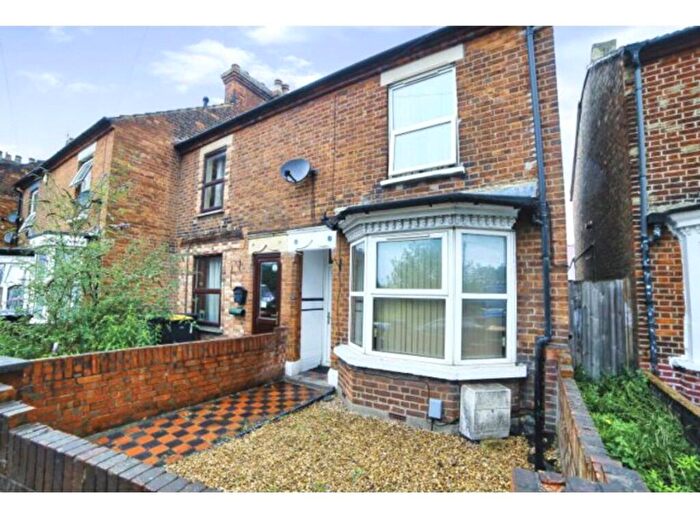 2 Bedroom Terraced House For Sale In Ford End Road, Bedford, Bedfordshire, MK40