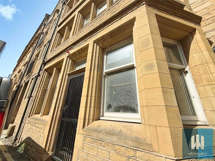 1 Bedroom Apartment To Rent In Chancery Lane, Town Centre, Huddersfield, HD1
