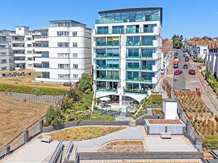 2 Bedroom Apartment For Sale In Crowstone Court, Holland Road, Westcliff-On-Sea, Essex, SS0