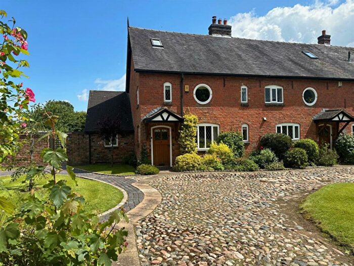 3 Bedroom Barn Conversion For Sale In Haughton, Cheshire, CW6