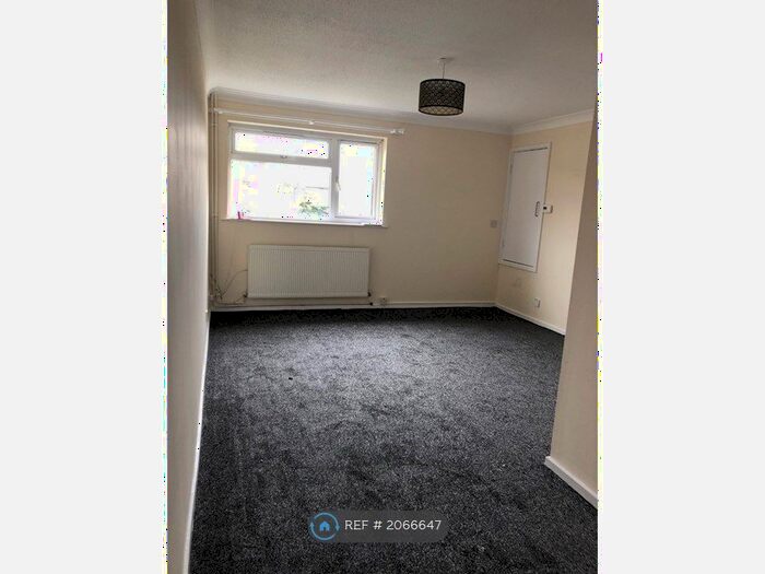 1 Bedroom Flat To Rent In Osprey Gardens, Bognor Regis, PO22
