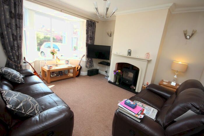 2 Bedroom Bungalow For Sale In West End Avenue, Guisborough, North Yorkshire, TS14