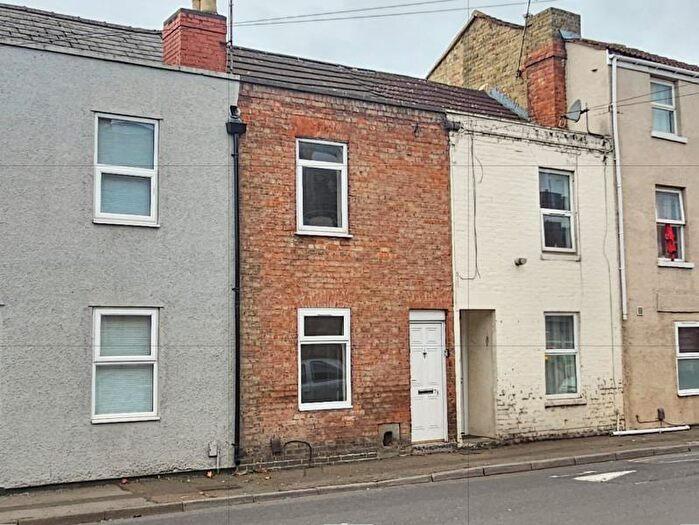 2 Bedroom Terraced House To Rent In Tredworth Road, Tredworth, Gloucester, GL1