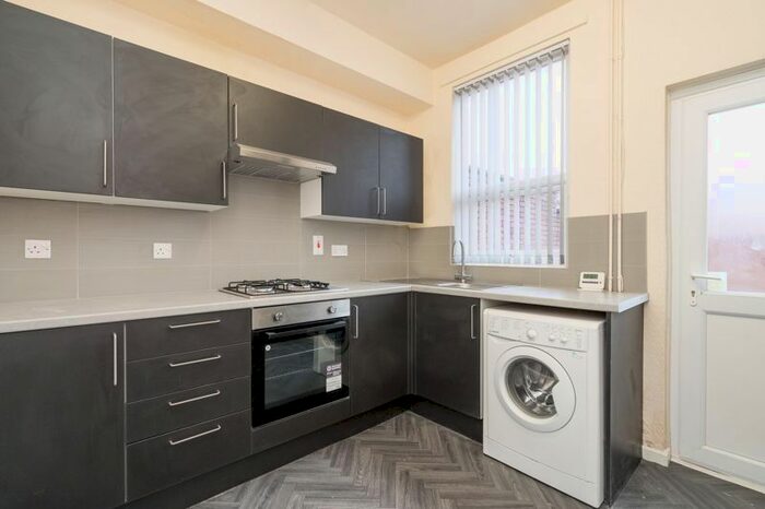 2 Bedroom Terraced House To Rent In Dougill Street, Bolton, BL1