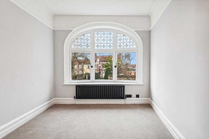 1 Bedroom Terraced House To Rent In Church Road, Barnes, SW13
