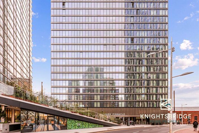 2 Bedroom Flat For Sale In Landmark Square, Canary Wharf, E14