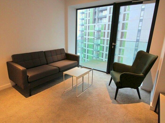 2 Bedroom Apartment To Rent In Local Blackfriars, Manchester, M3