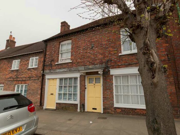 1 Bedroom Property To Rent In High Street Hungerford, RG17