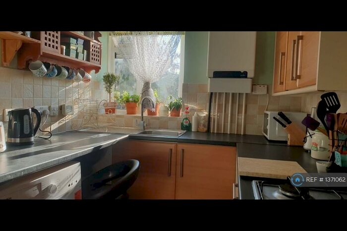 1 Bedroom Flat To Rent In Harold Wood, Harold Wood, RM3