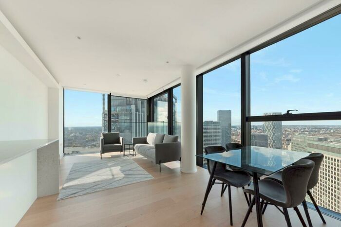 2 Bedroom Apartment To Rent In Hampton Tower, Marsh Wall, Canary Wharf, London, E14
