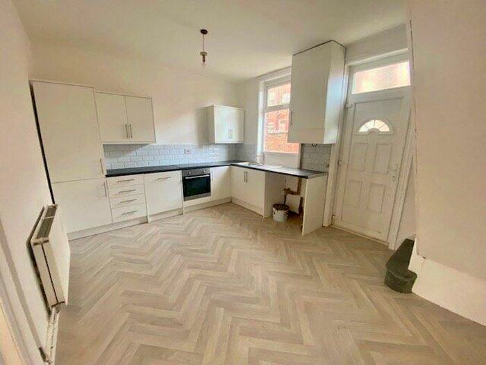 2 Bedroom Terraced House To Rent In Malvern Street West, Rochdale