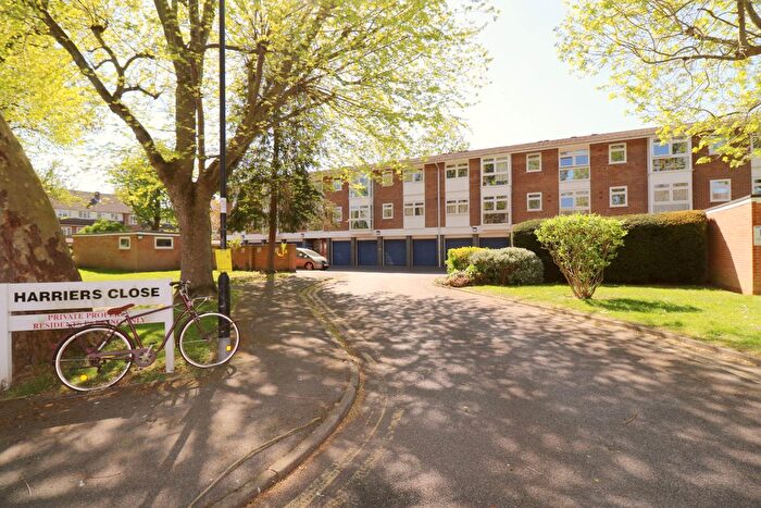 2 Bedroom Flat For Sale In Harriers Close, Ealing, London, W5