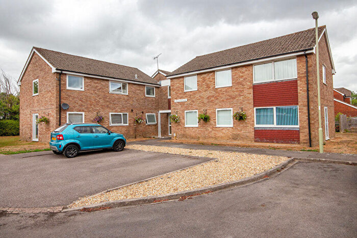 2 Bedroom Flat For Sale In Longstock Crescent, Totton, SO40