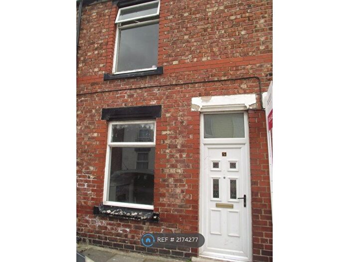 3 Bedroom Terraced House To Rent In Coronation Street, Carlin How, Saltburn-By-The-Sea, TS13