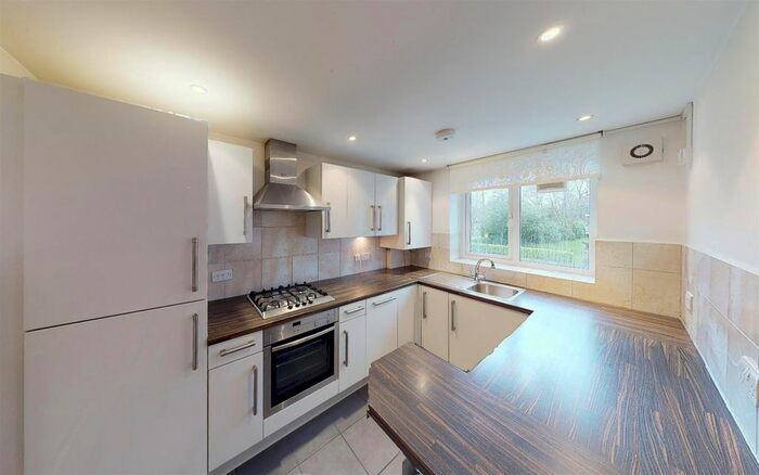 1 Bedroom Flat To Rent In Tildesley Road, London, SW15