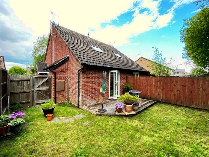 1 Bedroom Cluster House To Rent In Anderson Walk, Bury St Edmunds, IP32