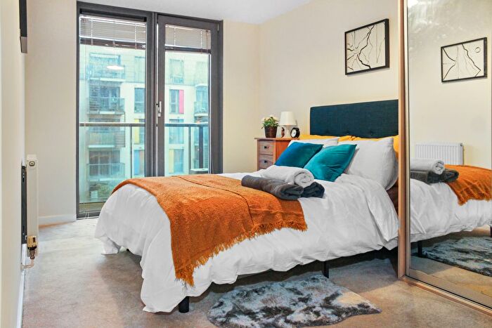 1 Bedroom Flat To Rent In High Street, London, E15