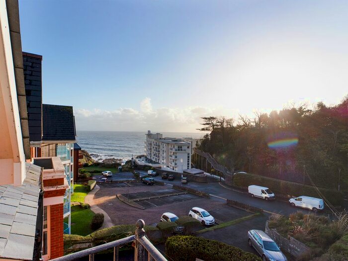 2 Bedroom Flat To Rent In Rotherslade Road, Langland, Swansea, SA3