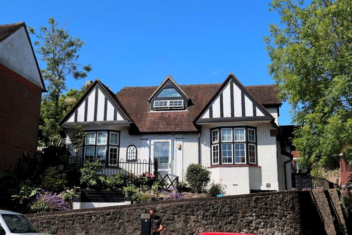 2 Bedroom Flat To Rent In London Road, Sevenoaks, TN13