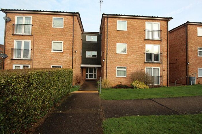 1 Bedroom Flat To Rent In Chatsworth Court, Stevenage, SG2