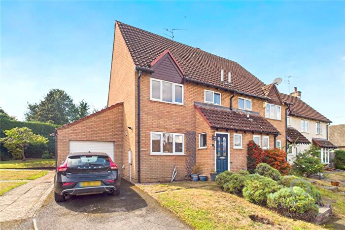 3 Bedroom End Of Terrace House For Sale In Park Close, Isham, Kettering, Northamptonshire, NN14