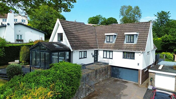 6 Bedroom Detached House For Sale In Bryn Celyn, Castle Hill, Llanblethian, Vale Of Glamorgan, CF71