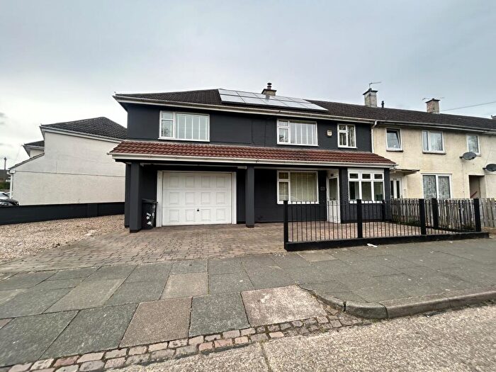 5 Bedroom House To Rent In New Parks Boulevard, Leicester, LE3