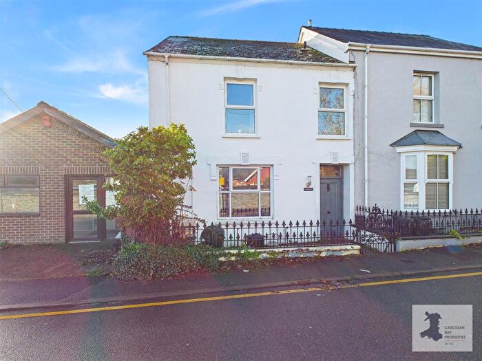4 Bedroom End Of Terrace House For Sale In Napier Street, Cardigan, SA43