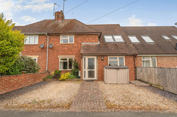 4 Bedroom Terraced House For Sale In Leyshon Road, Wheatley, Oxfordshire, OX33
