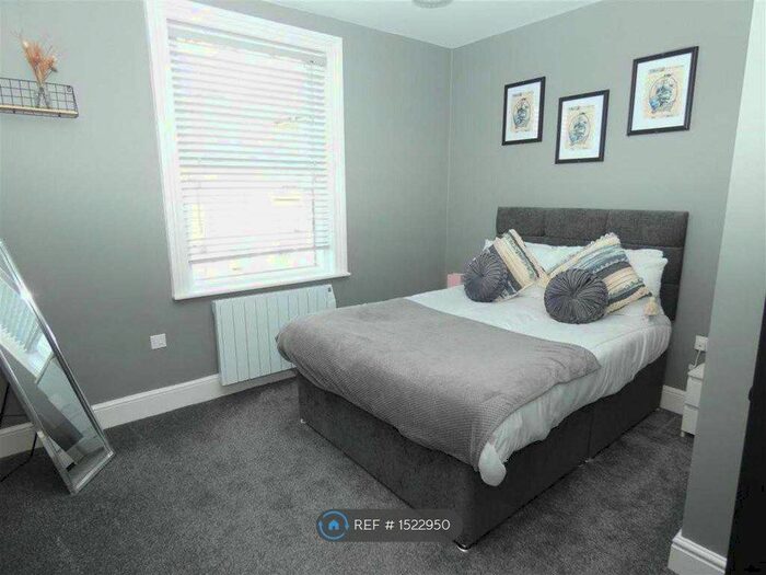 1 Bedroom Flat To Rent In Victoria Park, Herne Bay, CT6