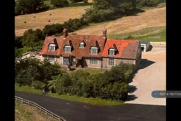 5 Bedroom Detached House To Rent In Brokerswood, Westbury, BA13