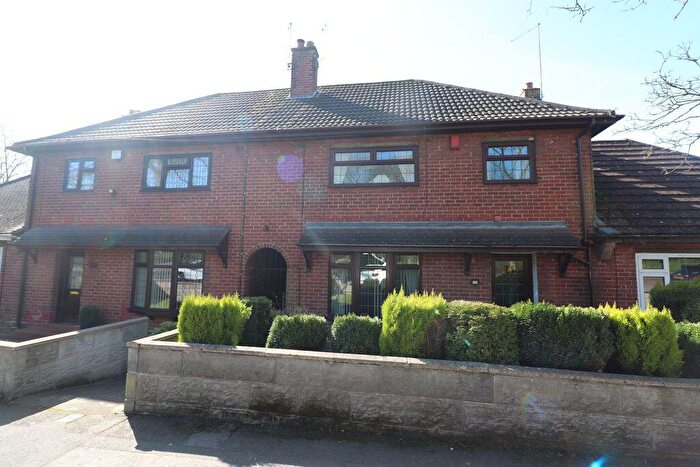 3 Bedroom Detached House For Sale In Carlton Avenue, Mill Hill, Tunstall, Stoke-On-Trent, ST6