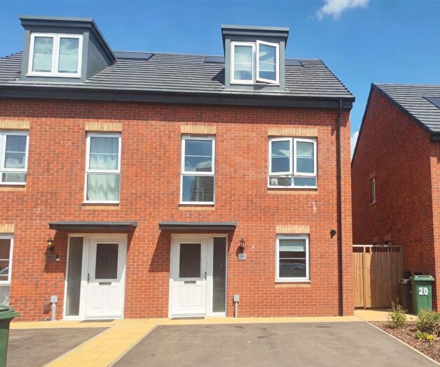 3 Bedroom Property To Rent In Broughty Grove, Stafford, ST16