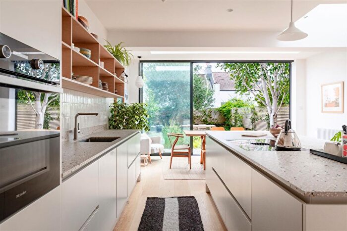 5 Bedroom Terraced House For Sale In Buckingham Road, Brighton, BN1