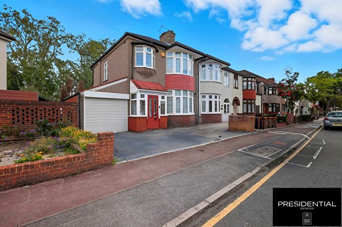 3 Bedroom End Terrace House For Sale In Clare Gardens, Barking, IG11