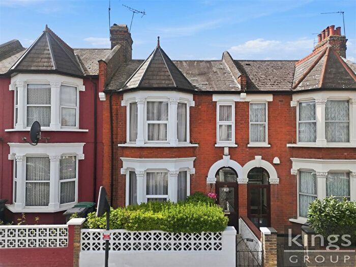 3 Bedroom Property For Sale In Mount Pleasant Road, London, N17