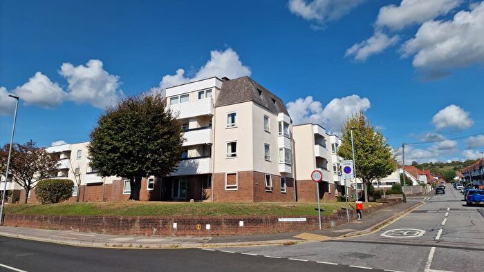 1 Bedroom Flat For Sale In Regal Close, Cosham, Portsmouth, PO6