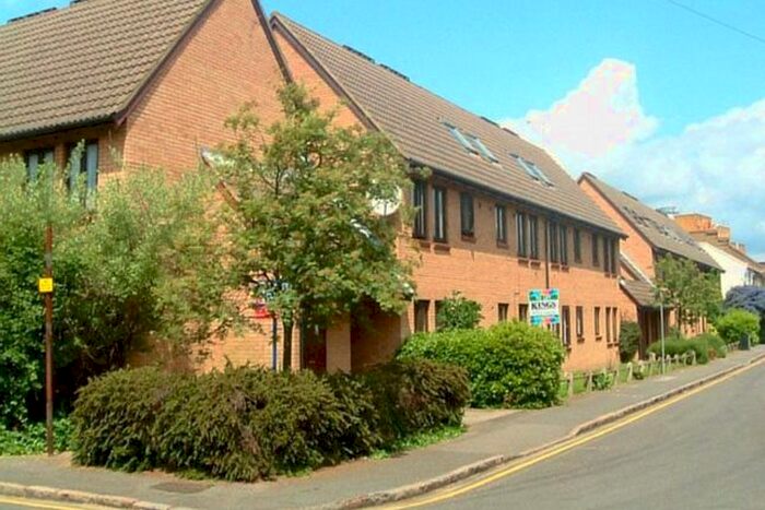 Studio To Rent In Osborne Street, Slough, SL1