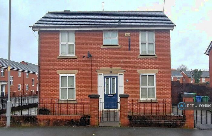 3 Bedroom Semi-Detached House To Rent In Mytton Street, Manchester, M15