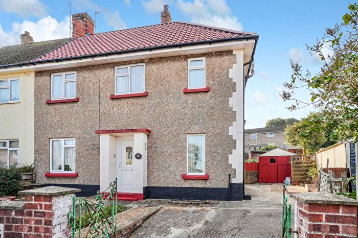 3 Bedroom Semi-Detached House For Sale In Links Avenue, Cromer, NR27